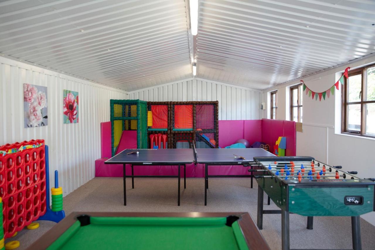 Stables Villa Bude Exterior photo